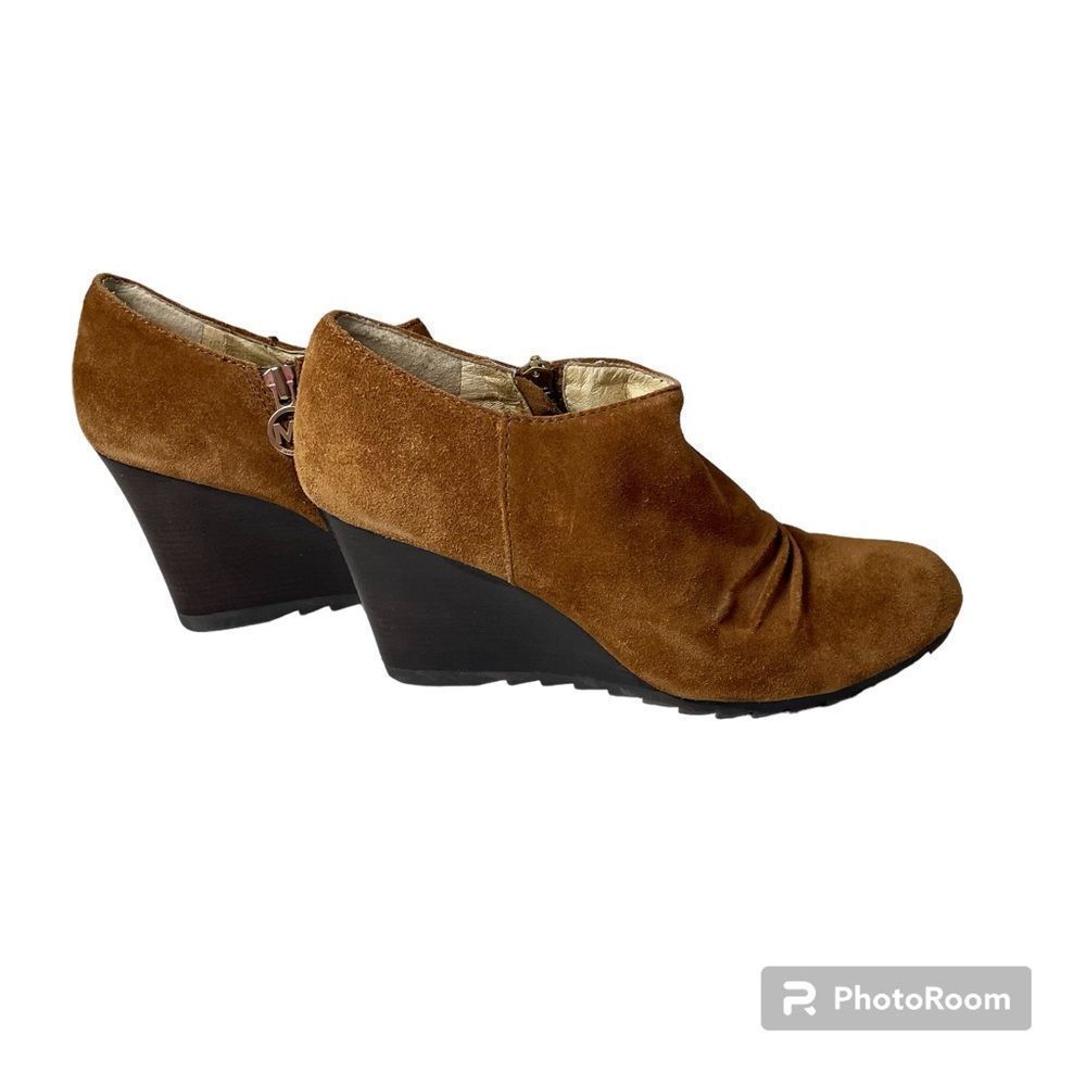 Michael Kors Suede Wedge Ankle Booties Brown w/Gold zipper size 8.5